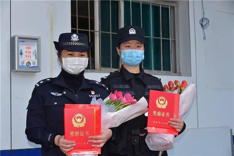陕西网友租用小电充电宝一小时左右，被扣款99元，充电宝还能继续共享吗？游戏画面