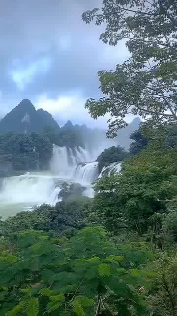 黄喜灿：3-3战平马来西亚的结果非常意外，淘汰赛会有更好表现