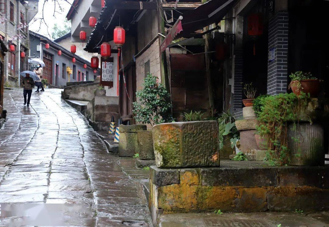 “十四冬”单板滑雪平行大回转青年组男子比赛 内蒙古代表队斩获一金一铜